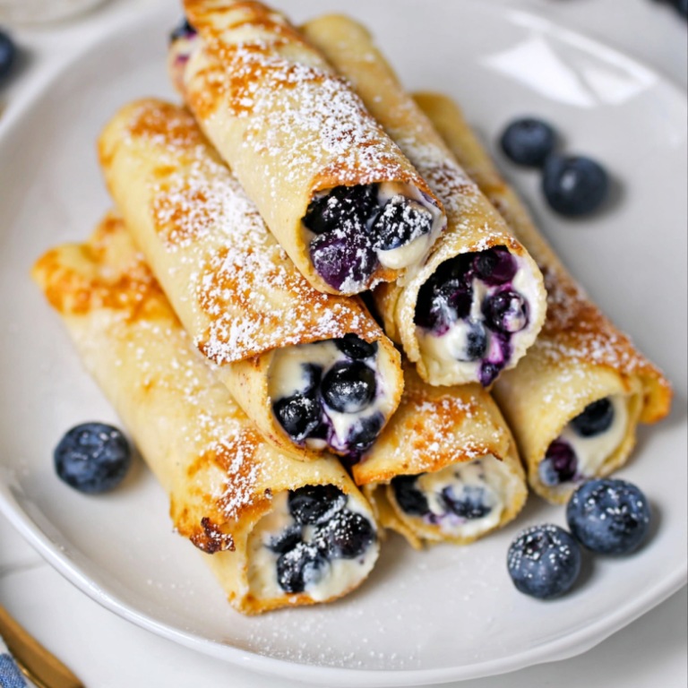 Crispy Keto Blueberry Cream Cheese Roll-Ups Recipe