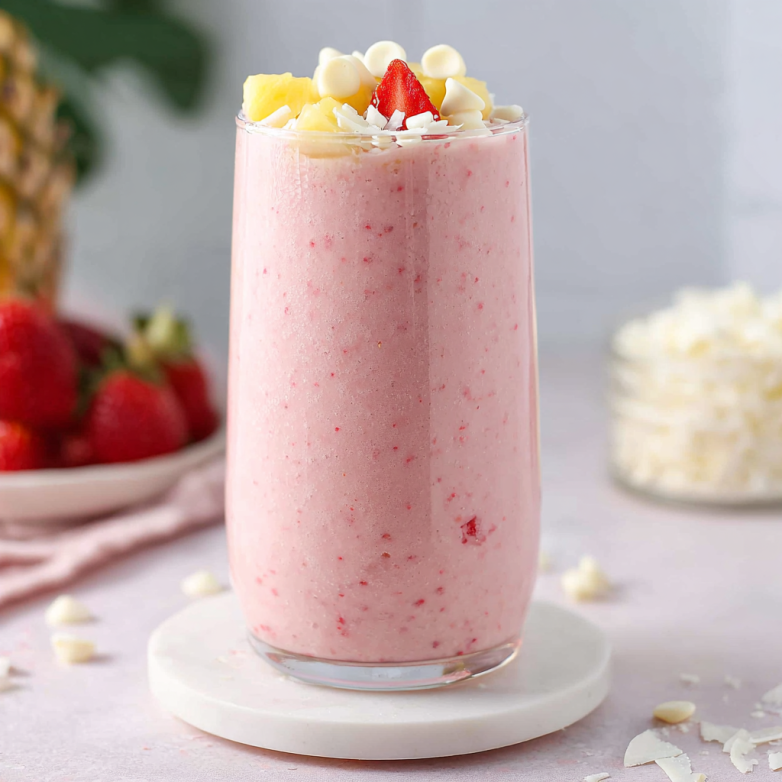 Delicious Bahama Mama Tropical Smoothie Recipe