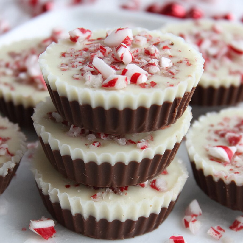 Festive Peppermint Chocolate Cups - Easy Holiday Treat