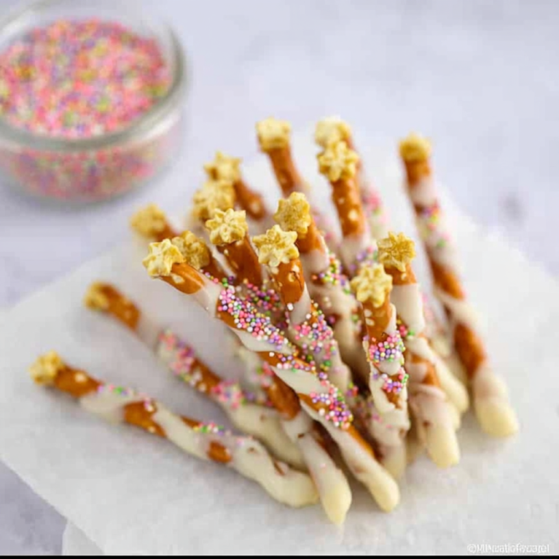 Simple & Festive Pretzel Sparklers Party Recipe