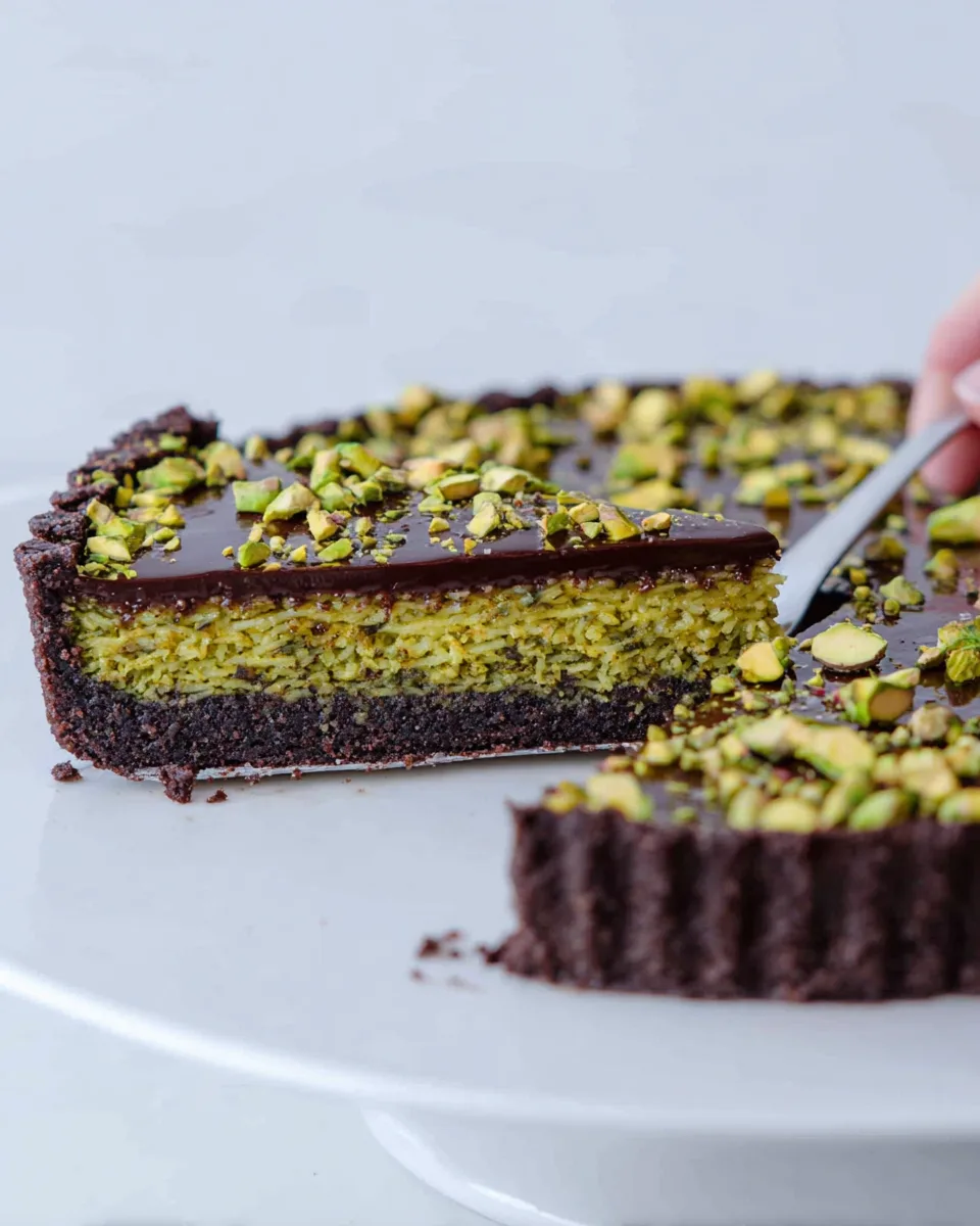 Easy Chilled Pistachio Chocolate Oasis Tart Recipe